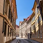 E3 7 Homestay szállás *